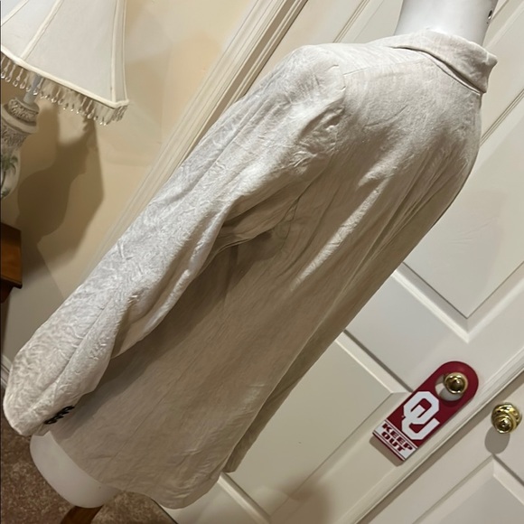 Club Monaco Cream Tailored linen blend Blazer. Size 10. - Picture 3 of 10